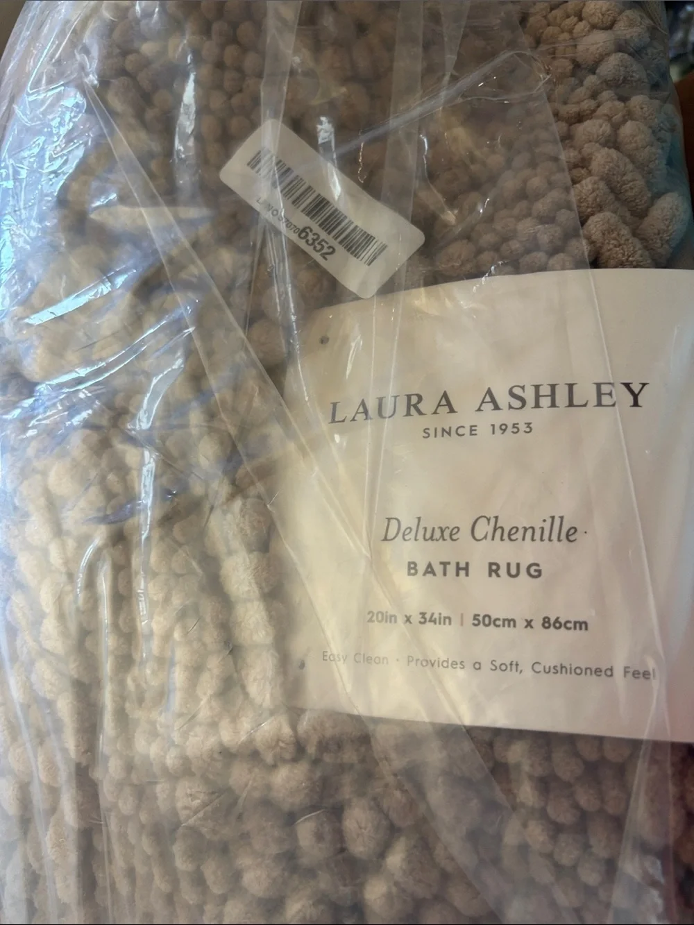 Laura Ashley Astor Chenille Bath Mat Linen 20” x 34” Non-Slip TPR Backing NWT